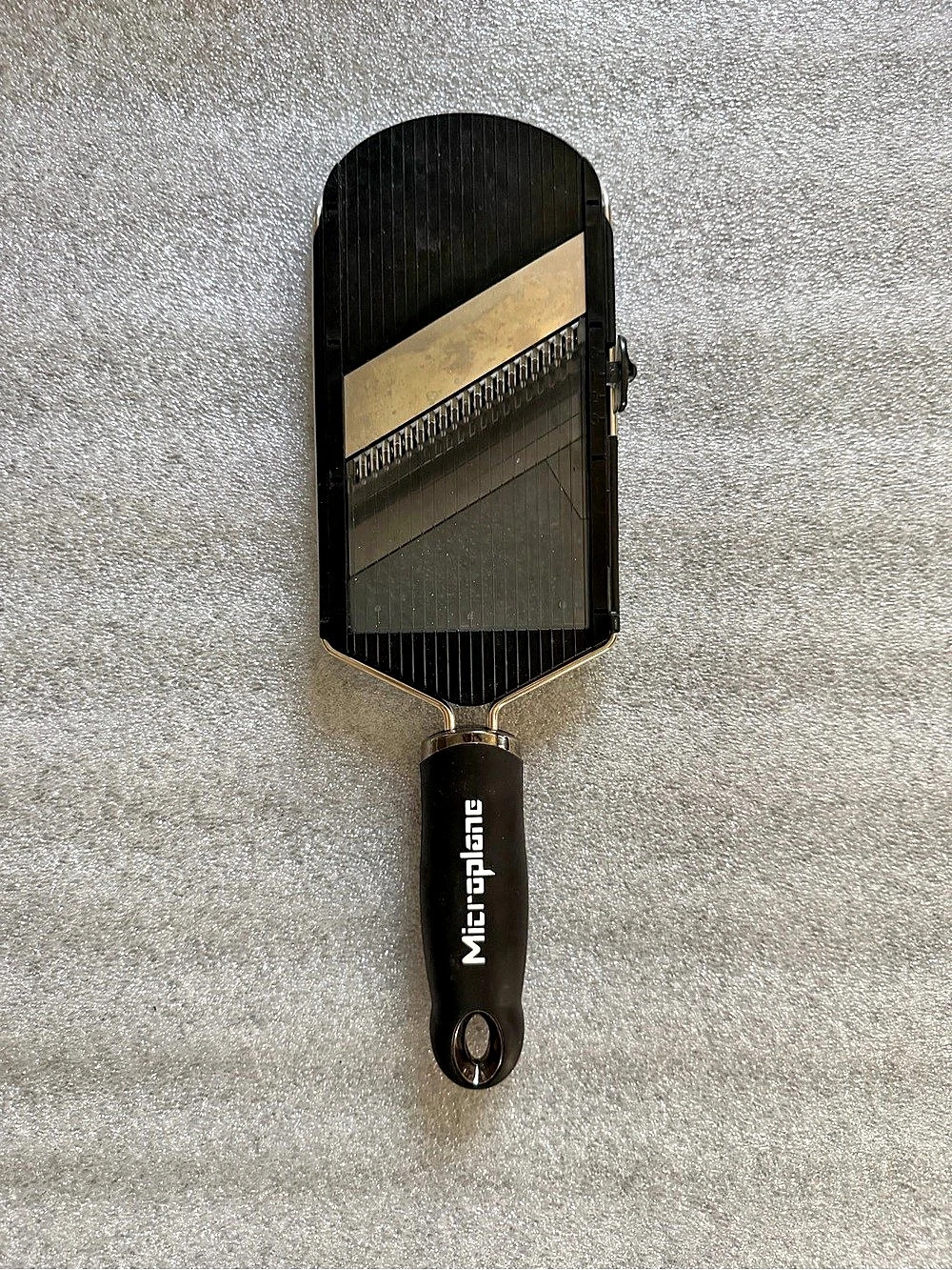 Microplane Adjustable V-Blade Mandoline Slicer Black